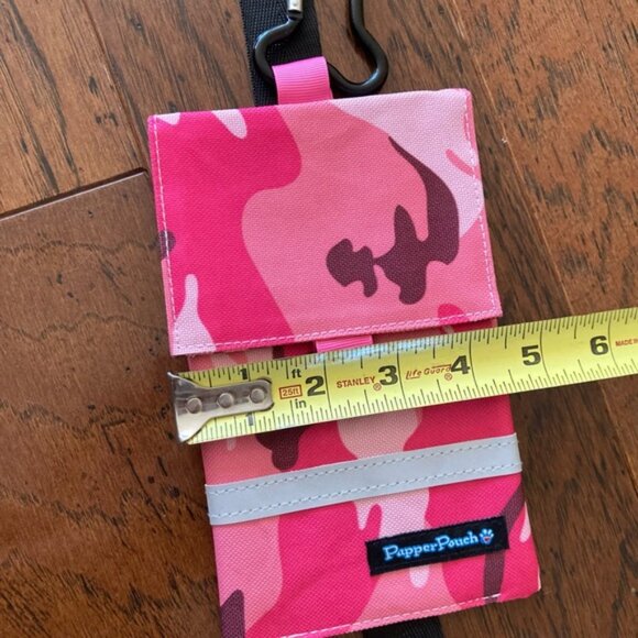 Dog leash with pouch - Picture 4 of 7